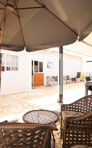 Casa à venda com 387m², 3 quartos e 4 vagas Casa à venda com 387m², 3 quartos e 4 vagasChurrasqueira