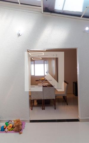 Casa à venda com 387m², 3 quartos e 4 vagas Casa à venda com 387m², 3 quartos e 4 vagasÁrea de Luz