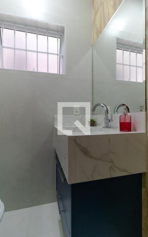 Casa à venda com 387m², 3 quartos e 4 vagas Casa à venda com 387m², 3 quartos e 4 vagasLavabo