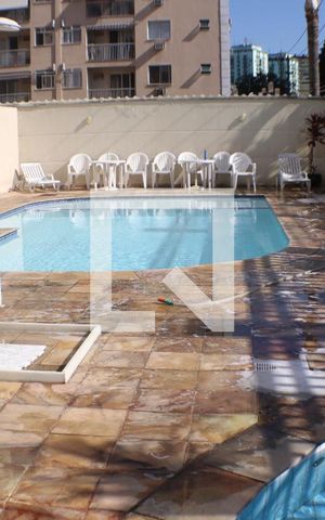 Apartamento à venda com 168m², 3 quartos e 1 vagaÁrea comum - Piscina