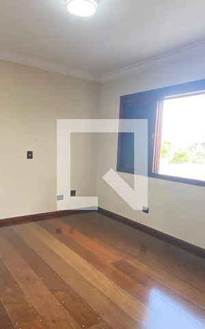 Casa de condomínio à venda com 500m², 4 quartos e 6 vagasSuíte 2