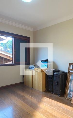 Casa de condomínio à venda com 500m², 4 quartos e 6 vagasQuarto 4
