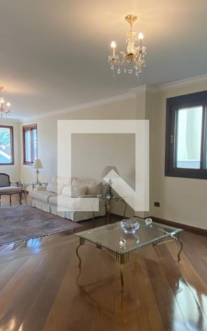 Casa de condomínio à venda com 500m², 4 quartos e 6 vagasSala