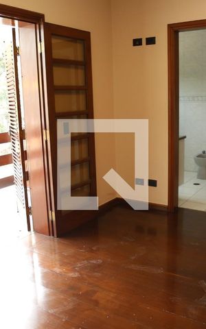 Casa para alugar com 500m², 4 quartos e 4 vagasSuíte 1