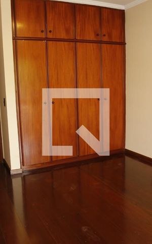 Casa para alugar com 500m², 4 quartos e 4 vagasQuarto 1