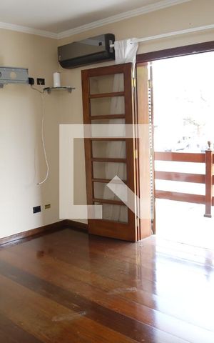 Casa para alugar com 500m², 4 quartos e 4 vagasSuíte 2