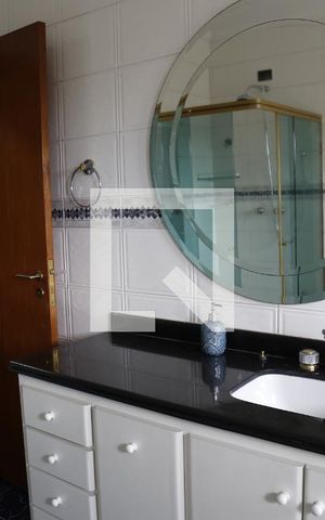 Casa para alugar com 500m², 4 quartos e 4 vagasBanheiro da Suíte 2
