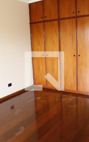 Casa para alugar com 500m², 4 quartos e 4 vagasQuarto 2