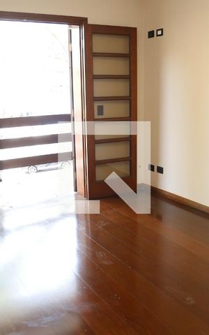 Casa para alugar com 500m², 4 quartos e 4 vagasQuarto 1