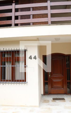 Casa para alugar com 500m², 4 quartos e 4 vagasFrente da Casa