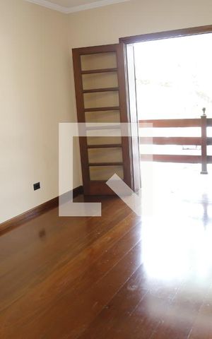 Casa para alugar com 500m², 4 quartos e 4 vagasQuarto 1
