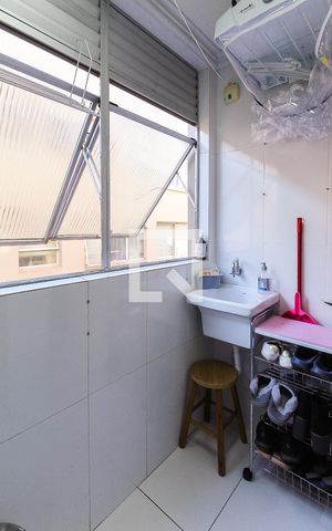 Apartamento para alugar com 75m², 2 quartos e 1 vagaÁrea de serviço