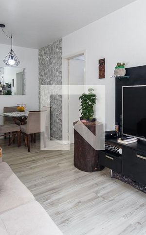 Apartamento para alugar com 75m², 2 quartos e 1 vagaSala