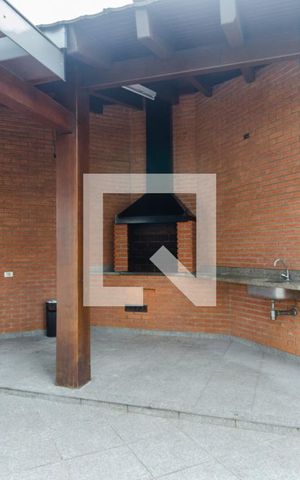 Apartamento à venda com 137m², 3 quartos e 2 vagas Apartamento à venda com 137m², 3 quartos e 2 vagasChurrasqueira