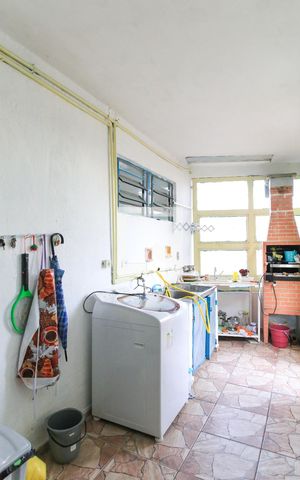 Casa para alugar com 500m², 3 quartos e 1 vagaÁrea de Serviço