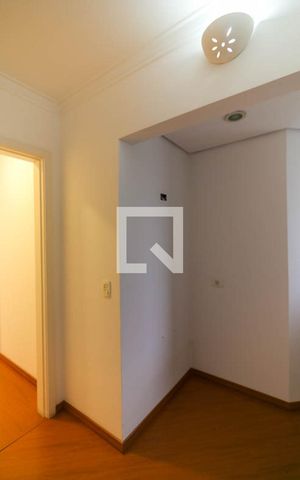 Apartamento à venda com 215m², 3 quartos e 4 vagas Apartamento à venda com 215m², 3 quartos e 4 vagasCorredor