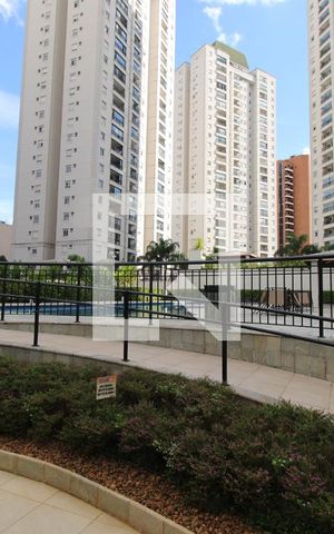 Apartamento à venda com 74m², 3 quartos e 2 vagasÁrea comum - Piscina