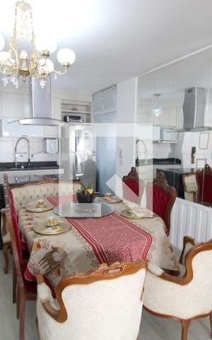 Apartamento à venda com 74m², 3 quartos e 2 vagasSala