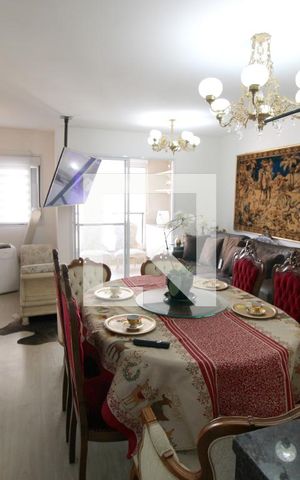 Apartamento à venda com 74m², 3 quartos e 2 vagasSala