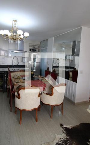 Apartamento à venda com 74m², 3 quartos e 2 vagasSala