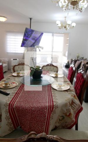 Apartamento à venda com 74m², 3 quartos e 2 vagasSala
