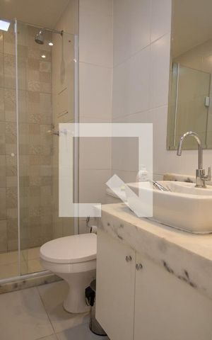 Apartamento para alugar com 167m², 3 quartos e 1 vaga Apartamento para alugar com 167m², 3 quartos e 1 vagaBanheiro Social
