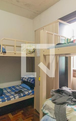 Casa à venda com 400m², 4 quartos e 3 vagas Casa à venda com 400m², 4 quartos e 3 vagasQuarto 3