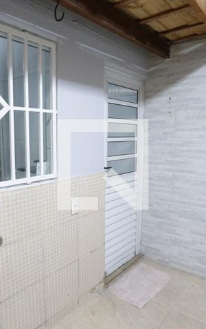 Casa de condomínio para alugar com 116m², 2 quartos e 1 vagaÁrea de Serviço