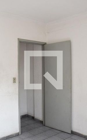 Apartamento para alugar com 40m², 1 quarto e sem vagaSala/Quarto