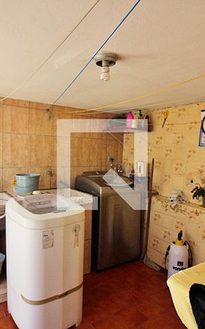 Casa à venda com 413m², 4 quartos e 3 vagasLavanderia