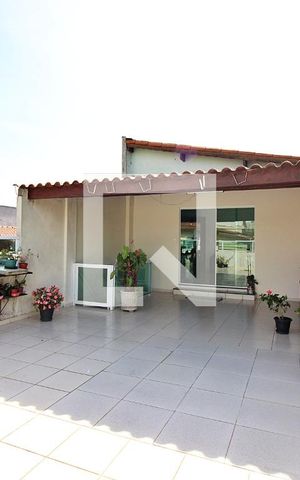 Casa à venda com 413m², 4 quartos e 3 vagasVaranda da Sala de Estar 