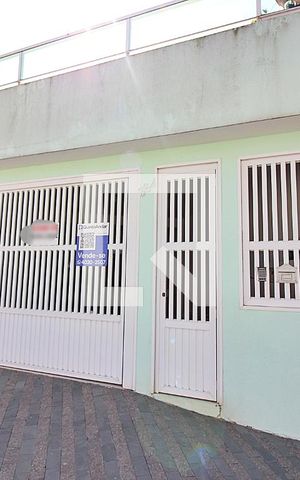 Casa à venda com 413m², 4 quartos e 3 vagasFachada