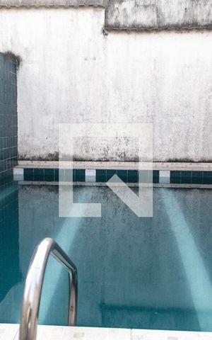 Casa para alugar com 70m², 2 quartos e 1 vagaÁrea comum - Piscina