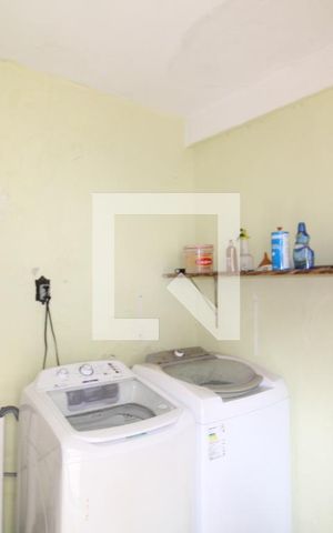 Casa à venda com 200m², 2 quartos e 3 vagasÁrea servico