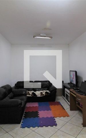 Casa à venda com 200m², 2 quartos e 3 vagasSala