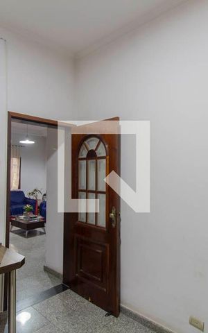 Casa para alugar com 230m², 3 quartos e 4 vagas Casa para alugar com 230m², 3 quartos e 4 vagasQuarto 3