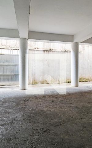 Casa para alugar com 45m², 1 quarto e 1 vaga Casa para alugar com 45m², 1 quarto e 1 vagaGaragem