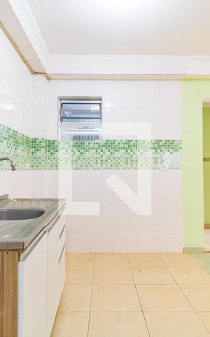 Casa para alugar com 45m², 1 quarto e 1 vaga Casa para alugar com 45m², 1 quarto e 1 vagaCozinha