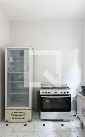 Casa de condomínio à venda com 65m², 2 quartos e 1 vaga Casa de condomínio à venda com 65m², 2 quartos e 1 vagaCozinha