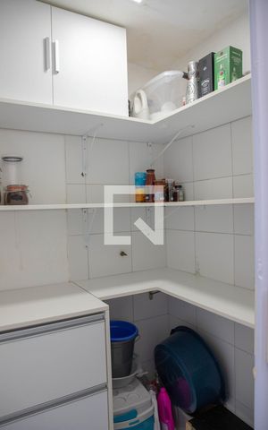 Apartamento para alugar com 54m², 2 quartos e 2 vagas Apartamento para alugar com 54m², 2 quartos e 2 vagasDespensa