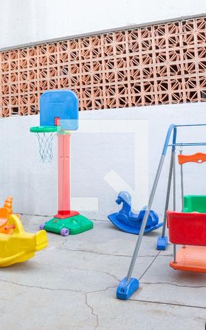 Apartamento à venda com 83m², 2 quartos e 1 vaga Apartamento à venda com 83m², 2 quartos e 1 vagaÁrea Comum - Playground