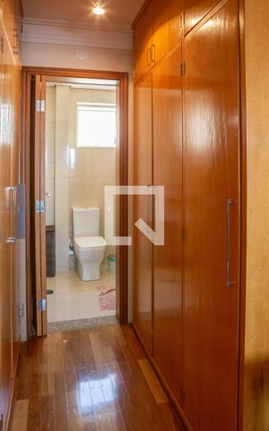 Apartamento à venda com 83m², 2 quartos e 1 vaga Apartamento à venda com 83m², 2 quartos e 1 vagaSuíte