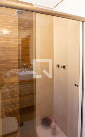 Apartamento à venda com 83m², 2 quartos e 1 vaga Apartamento à venda com 83m², 2 quartos e 1 vagaBanheiro da Suíte