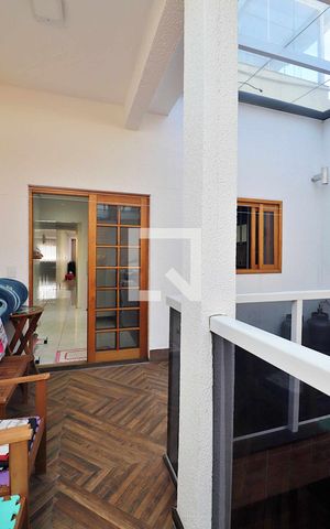 Casa à venda com 260m², 4 quartos e 8 vagasQuintal