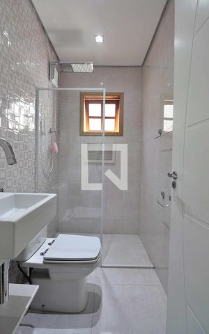 Casa à venda com 260m², 4 quartos e 8 vagasBanheiro Social 1
