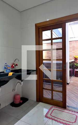 Casa à venda com 260m², 4 quartos e 8 vagasÁrea de Serviço