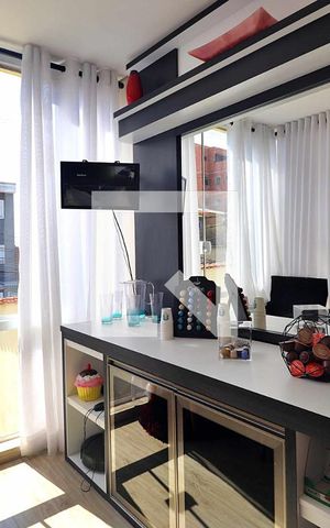 Casa à venda com 260m², 4 quartos e 8 vagasSala