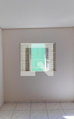 Casa à venda com 200m², 2 quartos e 3 vagasQuarto 01