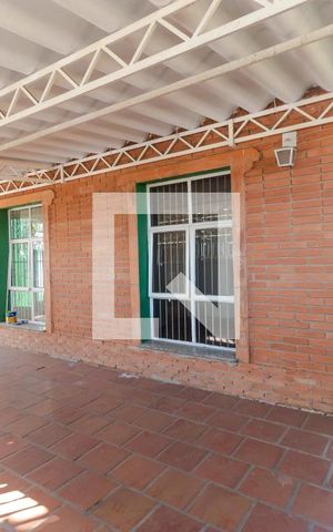 Casa à venda com 200m², 2 quartos e 3 vagasGaragem