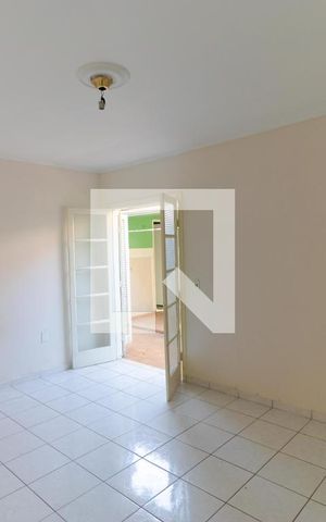 Casa à venda com 200m², 2 quartos e 3 vagasQuarto 02